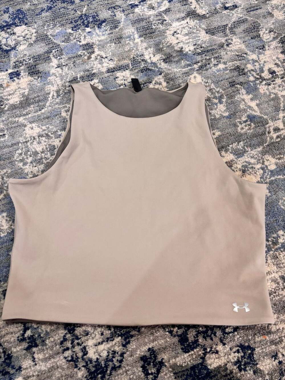 Under Armour Motion Crop Tank Top Size XL Beige